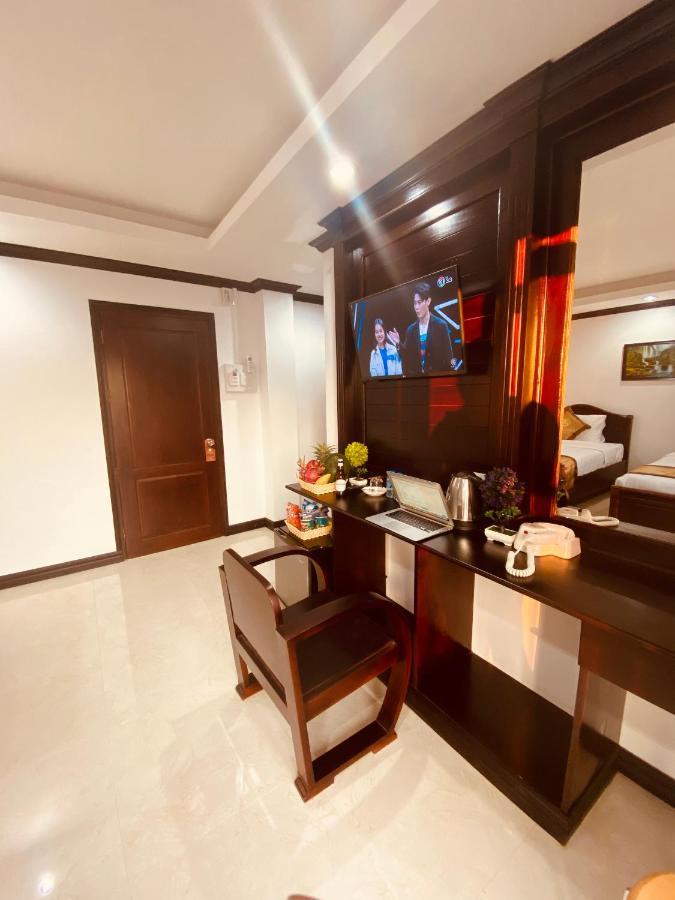 Consiana Hotel Ванг-В'єнг Екстер'єр фото
